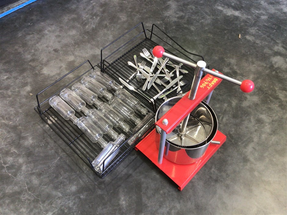 Juice Extractor and Dish Drainers with contents