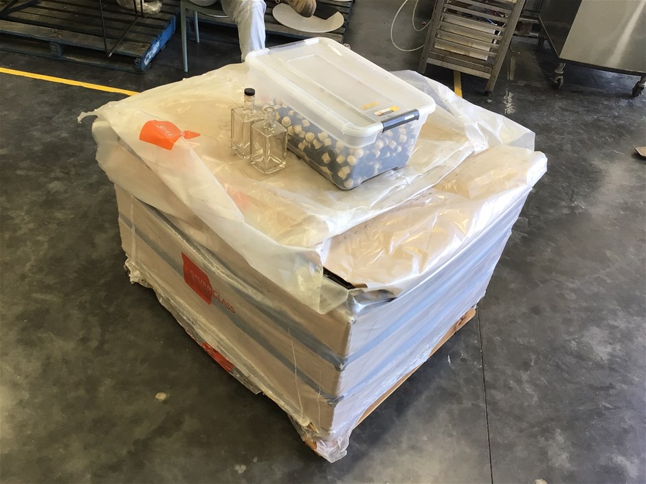 700ml Square Glass Bottles and Lids