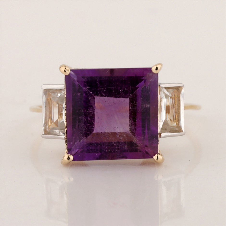 Yellow Gold Natural Amethyst / Natural White Topaz Ring with Valuation