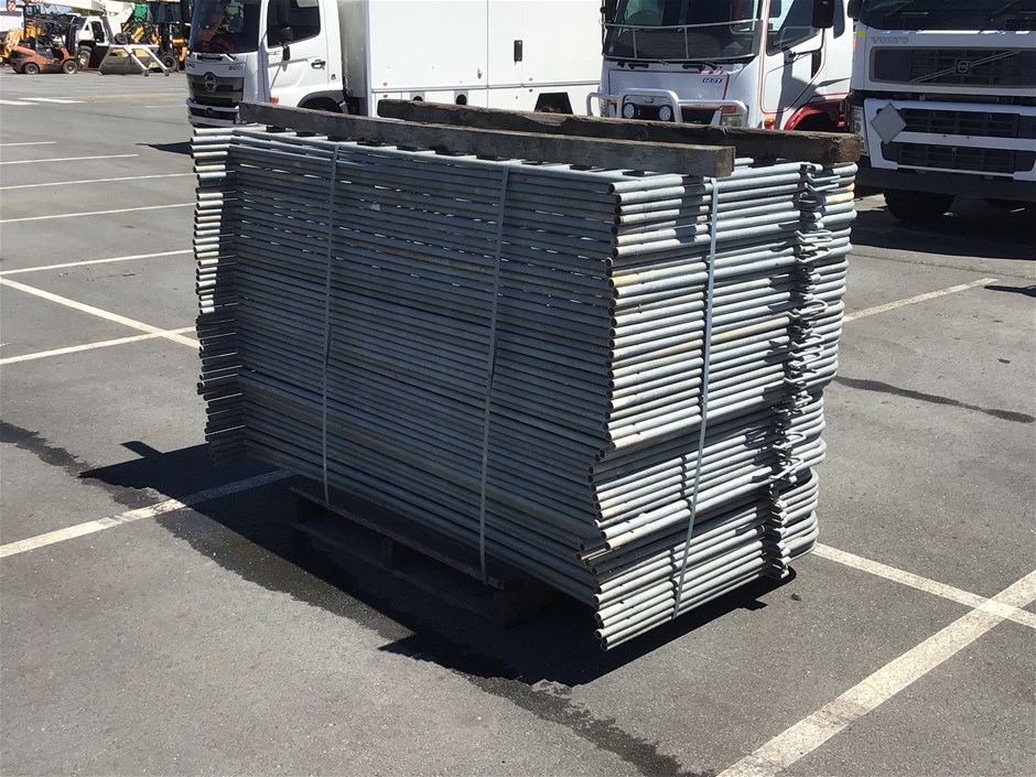 <p>Qty Of Fencing</p>