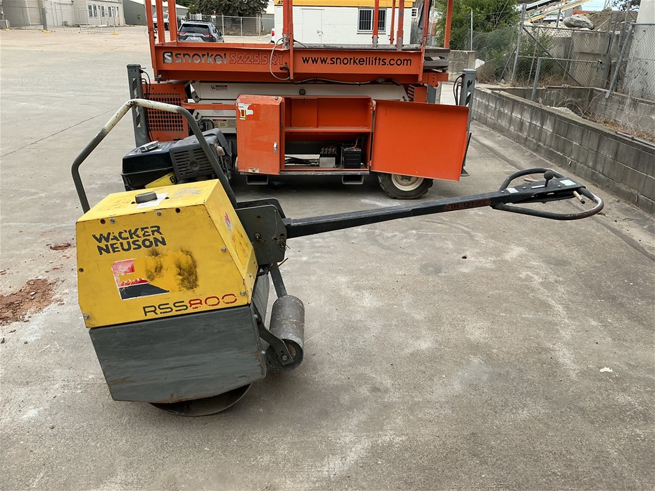 <p><strong>Wacker Neuson Rss800 Roller Pedestrian</strong></p>