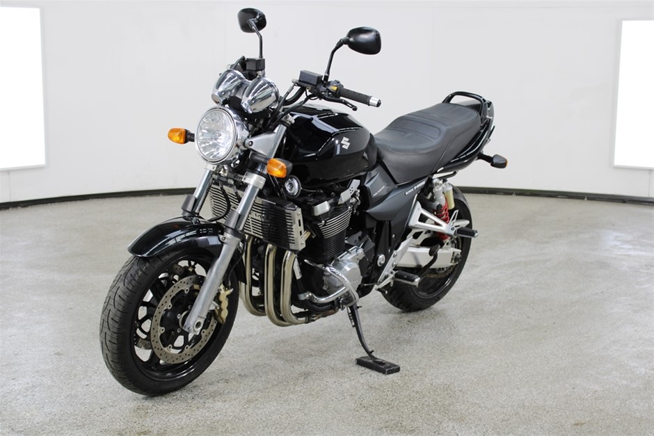 Suzuki GSX 1400 2 seater Road, 56055 km indicated
