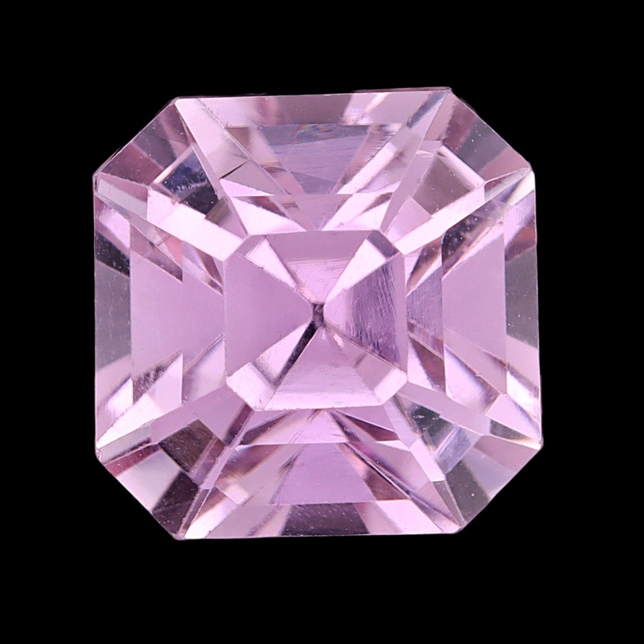 8.09 Carats Pink Kunzite