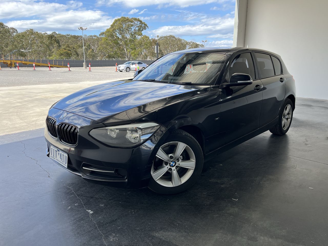 2015 BMW 1 Series 116i F20 Automatic - 8 Speed Hatchback