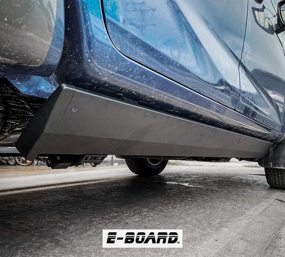 T-Max Dodge Ram 1500 Electric Side Steps