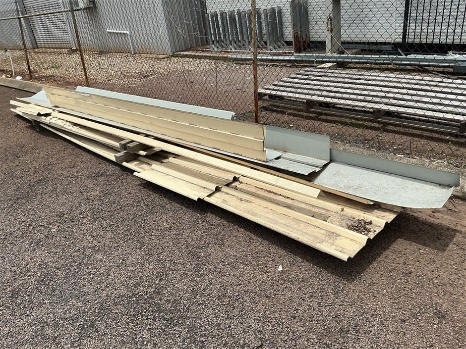 Mixed Colorbond Flashing Various Lengths Auction (0001-8021470) | Grays ...