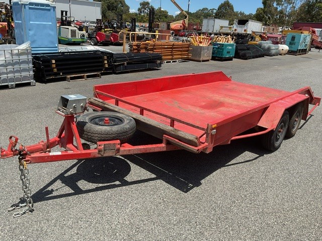 <p>Tandem Car Carrier Trailer</p>