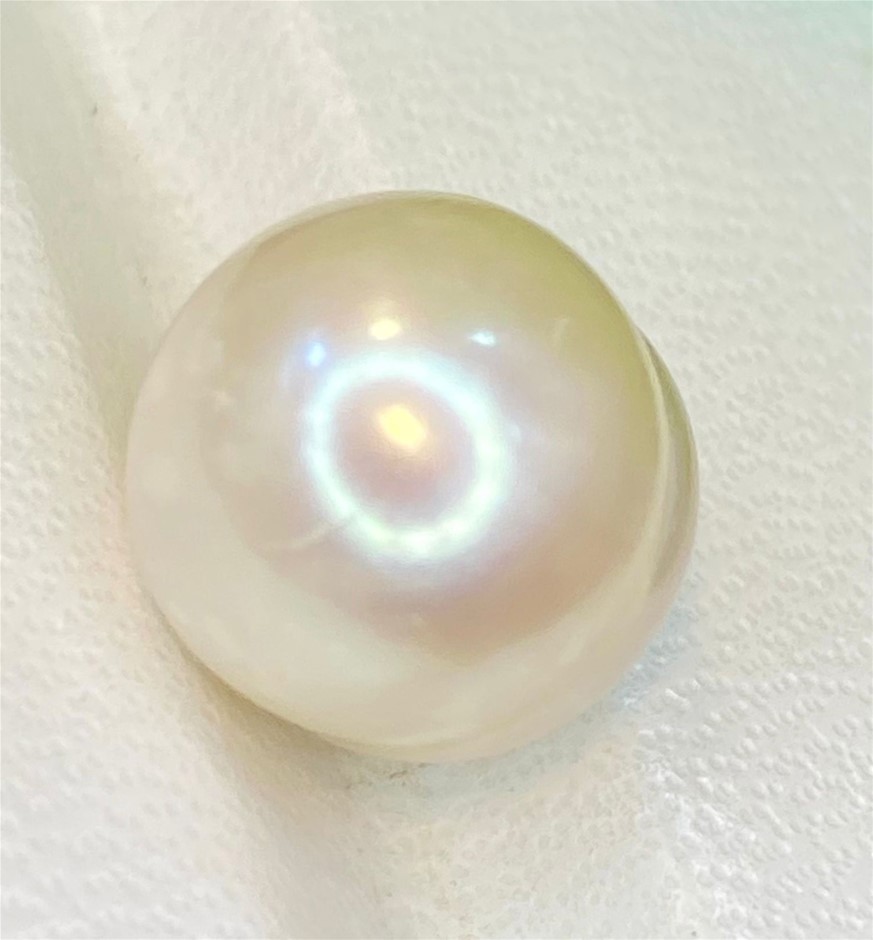 11.43 CT Lovely South Sea pearl
