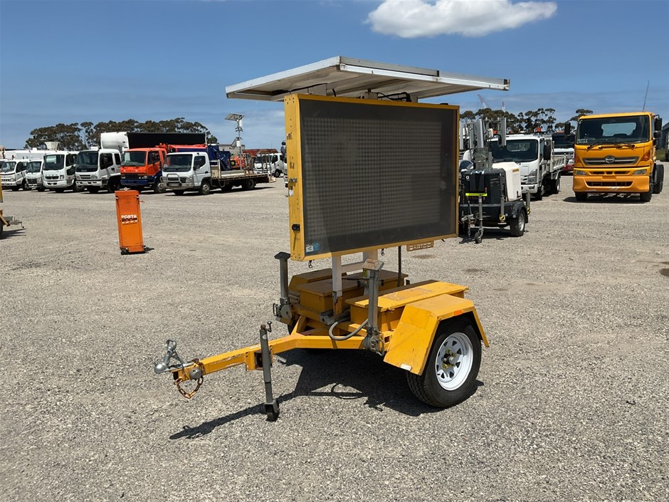 <p>2010 Bartco VMS Board</p>