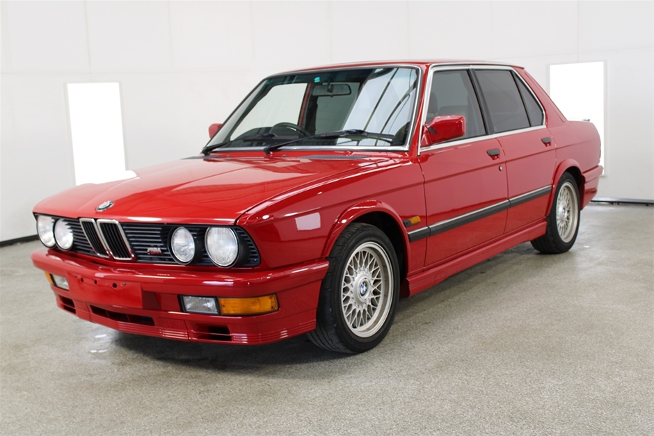 1985 BMW 535i Automatic Sedan ( M SPORT )