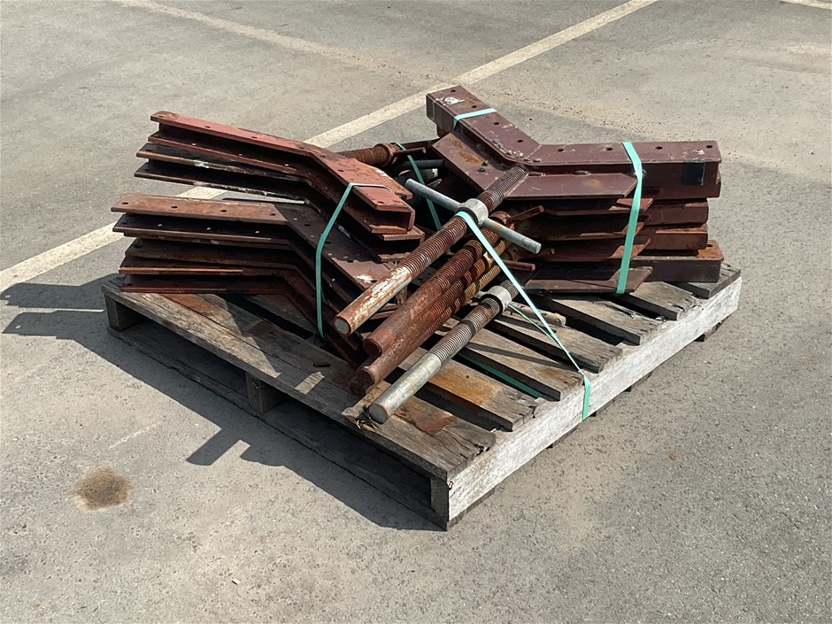 <p>Scaffolding Frames</p>