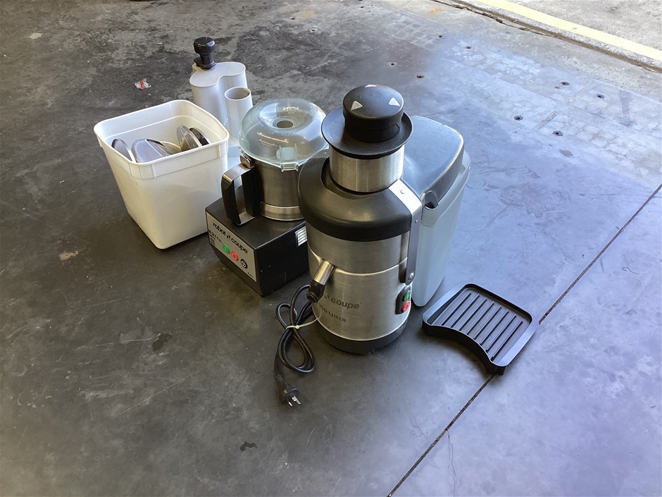 <p>Juicer and Food Processor</p>