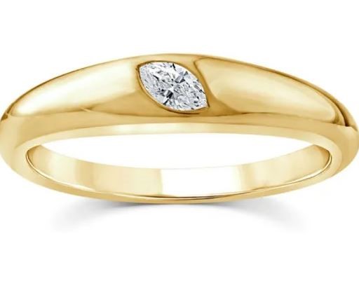 9K YELLOW GOLD 0.10ct F VS LAB DIAMOND MARQ OFFSET RING