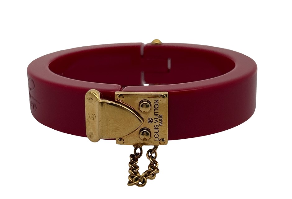 LOUIS VUITTON Paris Fushia Lock Me Bracelet