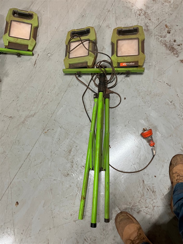 Work Light - LED - Twin Head - On Stand - Kalgoorlie