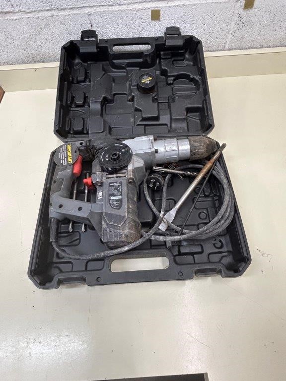 OZITO 240v Rotary hammer drill 1500w in case