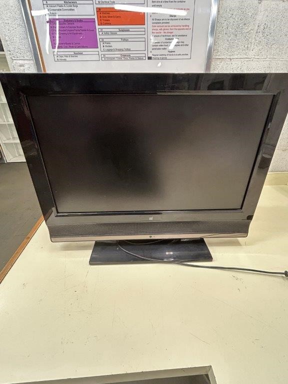 DICK SMITH GE 6602 LCD TV with DVD player