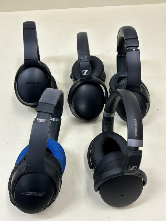 2 x SENHEISER with 3 x BOSE Headphones