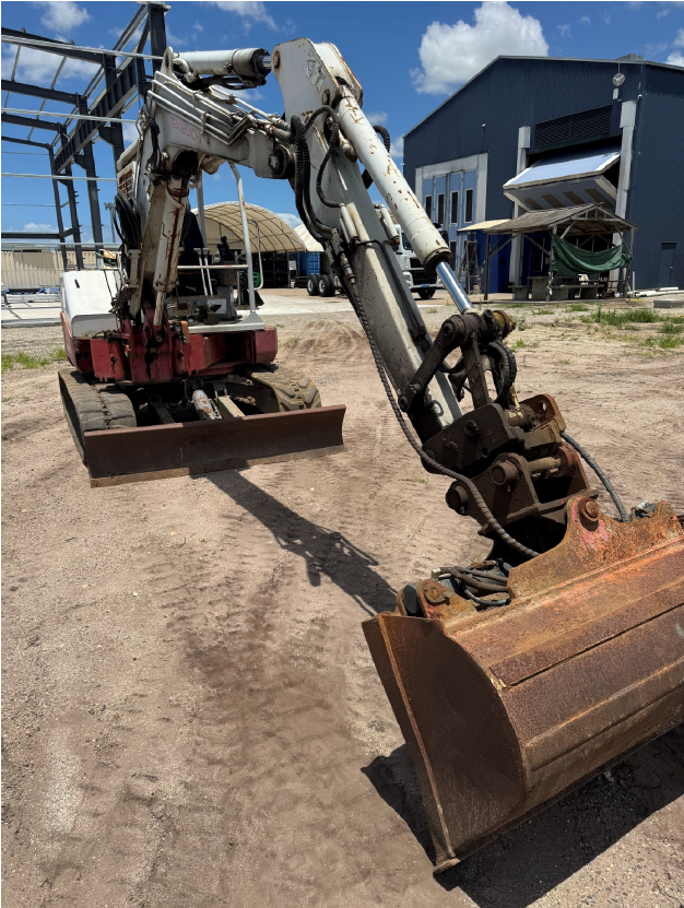 <p><strong>2008 Takeuchi TB153FR Hydraulic Excavator</strong></p>