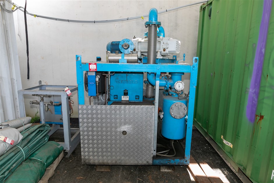 Leybon S 360 Vacuum Transfer Pump in Steel Frame