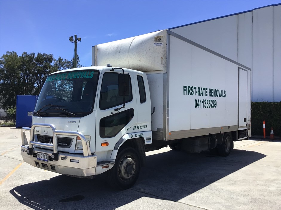 2021 Mitsubishi  Fighter Fuso 1224 4 x 2 Pantech Truck