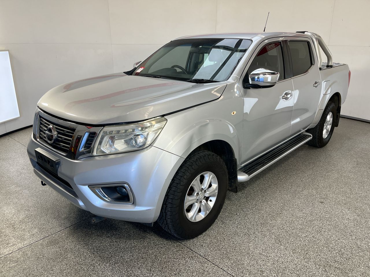 2015 Nissan Navara 4X2 ST NP300 Turbo Diesel Manual Dual Cab