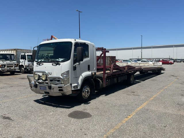 2016 Isuzu FH FSR85 4 x 2 Car Carrier and Trailer