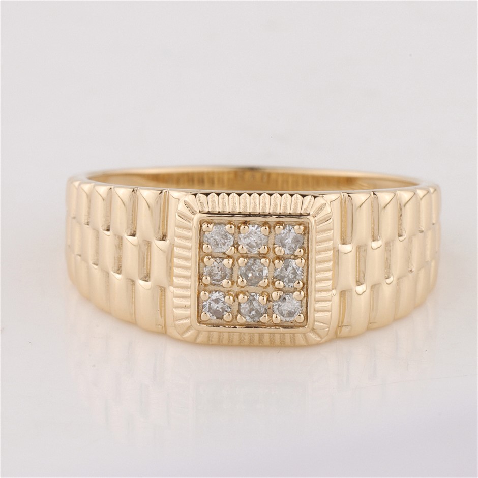 Yellow Gold Natural Diamond & Diamond Ring with valuation