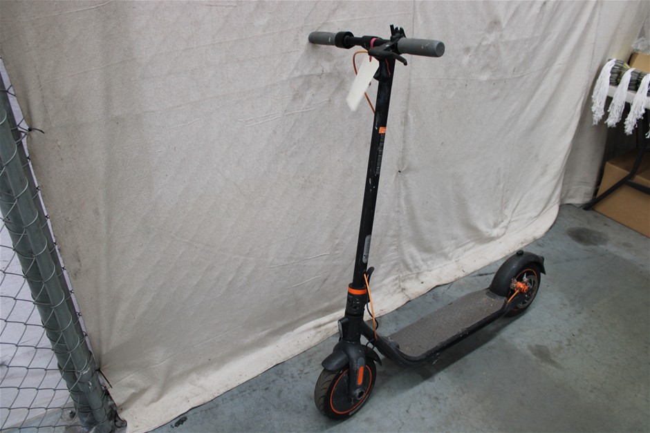 Ninebot Black/Grey/Orange E-Scooter