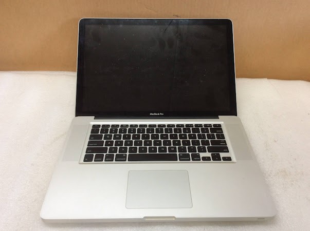 APPLE MacBook Pro Core 2 Duo 2.66 15" (SD) A1286 Laptop Intel® Core™2 Duo