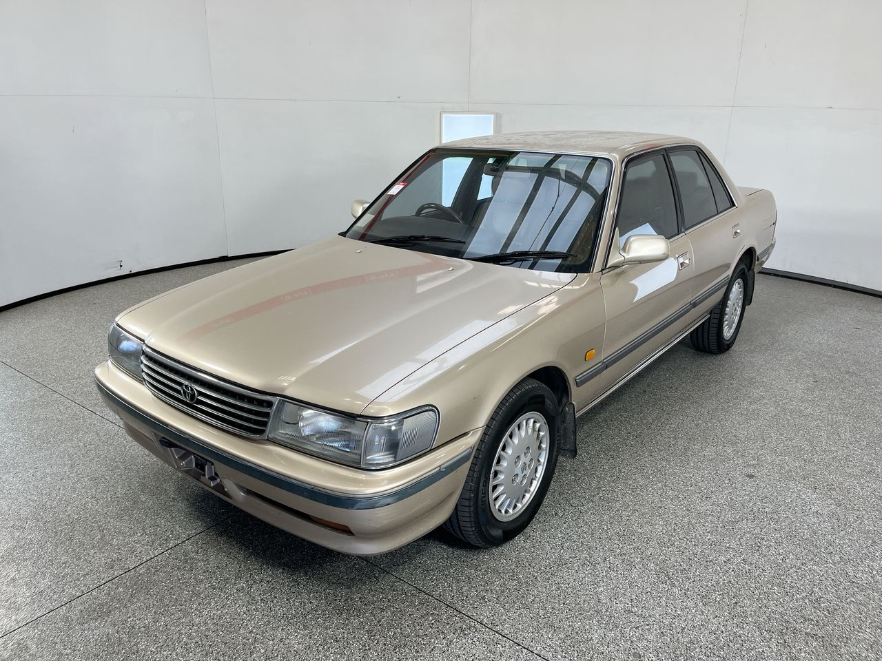 1992 Toyota Cressida Grande MX83 Automatic Sedan