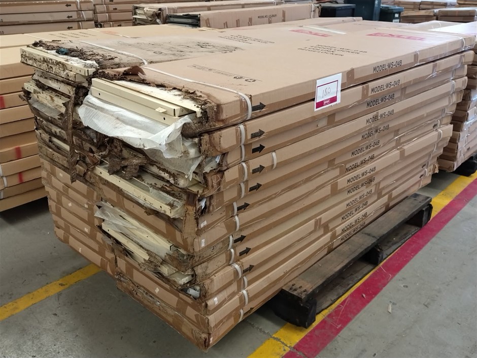 WS-64B - Lockers x26