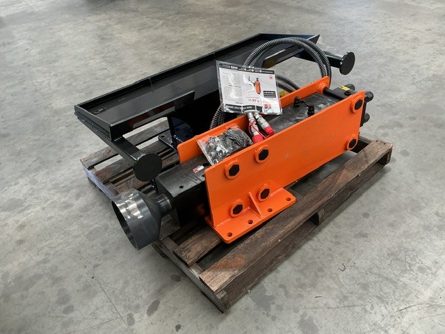 <p>Skid Steer Post Driver Attachment Modell PD-12-08D (Unused)</p>