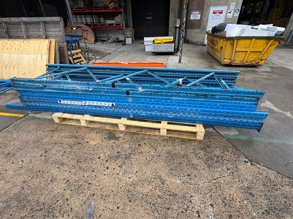 Assorted Pallet Racking