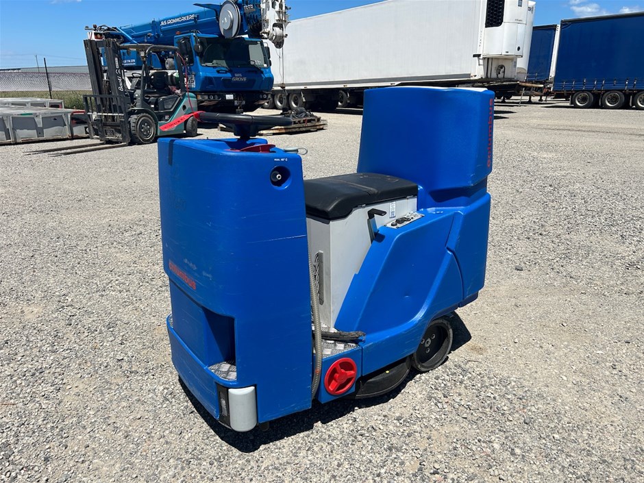 Columbus Electric Ride On Scrubber