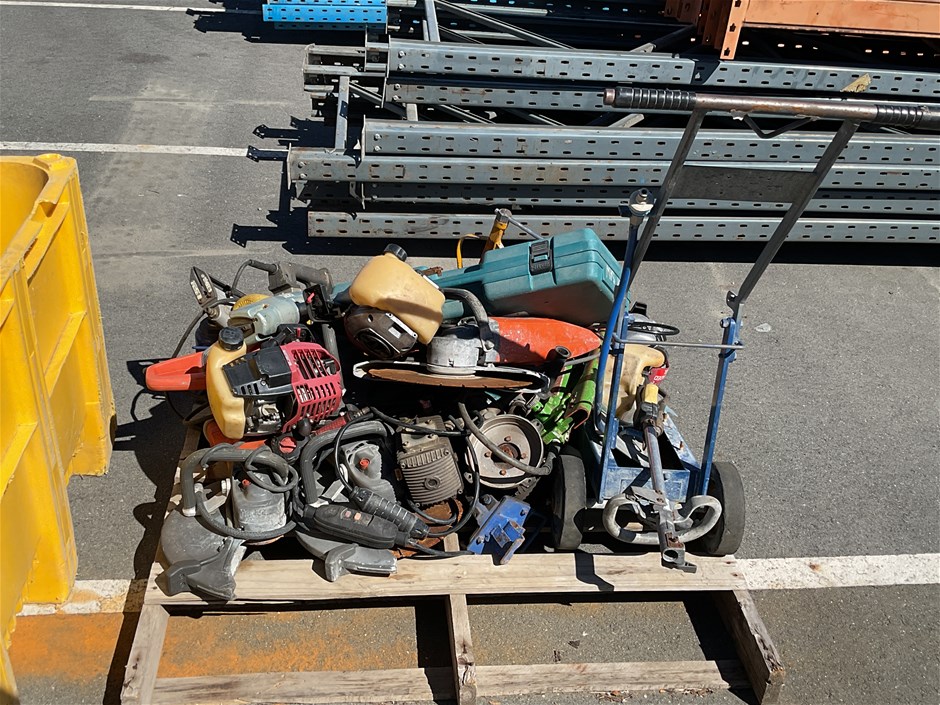 Qty Assorted Workshop Items x 1 Pallet