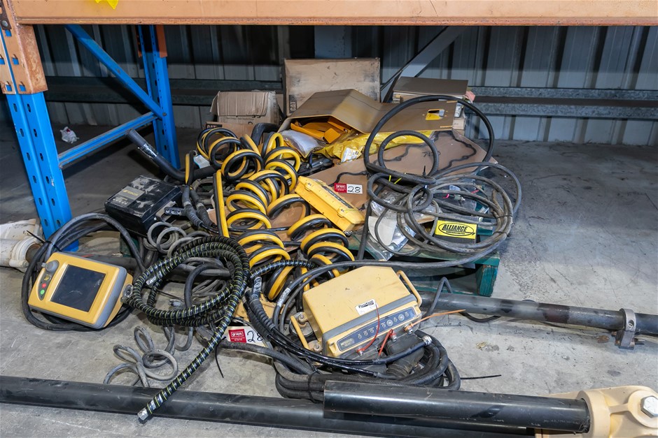 Topcon GPS Units - Kits to suit Compactor, Grader, Dozer