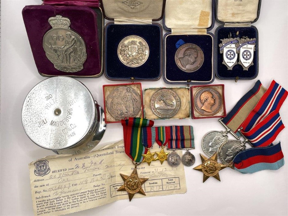 Apprx. x14, Asstd AU Military medals, most WWII award. to J.S/M.S Gall