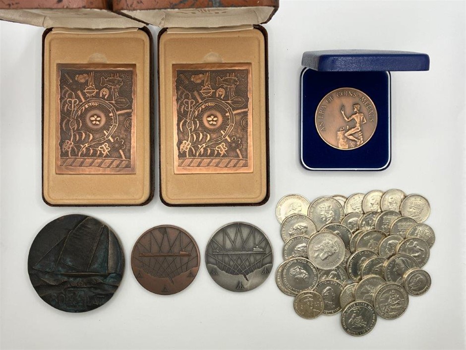 Approx. x40 Asstd AU Commemorative Royal & other Medals C:1920-1993