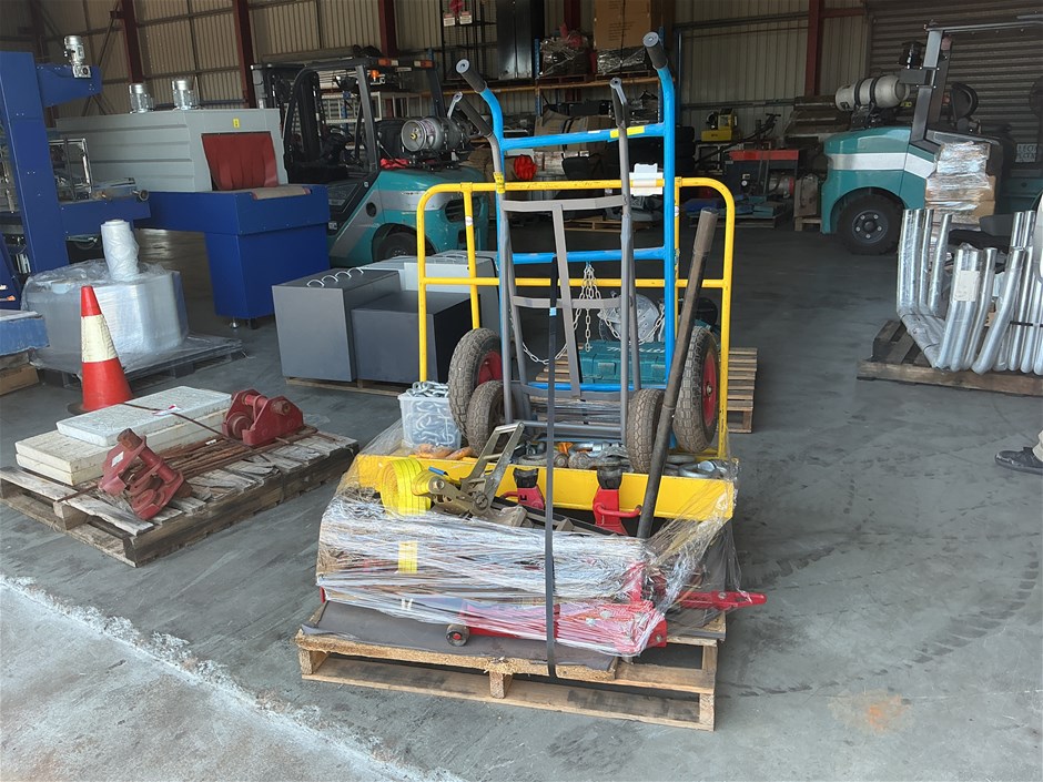 <p>Assorted Trolleys, Car Stands, Ramps & More</p>