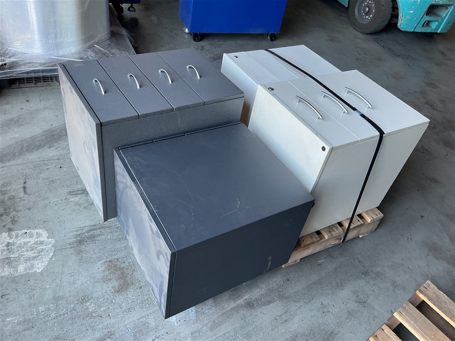 <p>Wheeled Filing Cabinets</p>