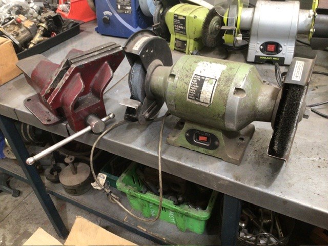 <p>Bench Vice & Bench Grinder</p>