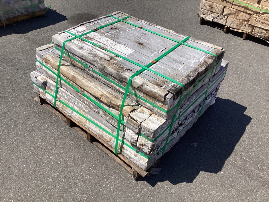 <p>Glazed Porcelain Tiles Pallet Qty</p>