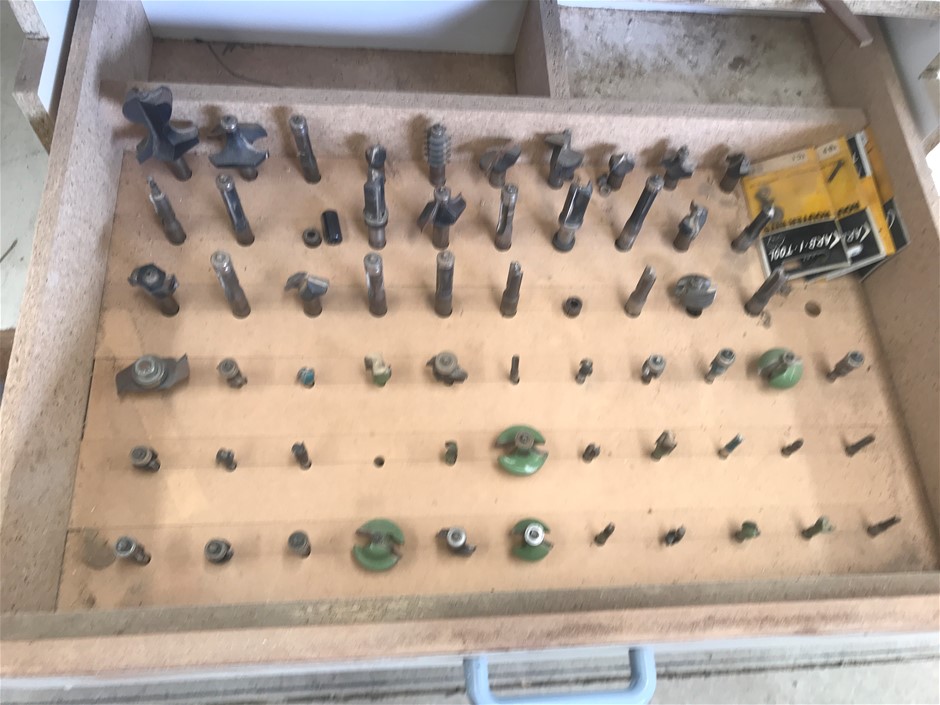 A Quantity of Assorted Router Bits