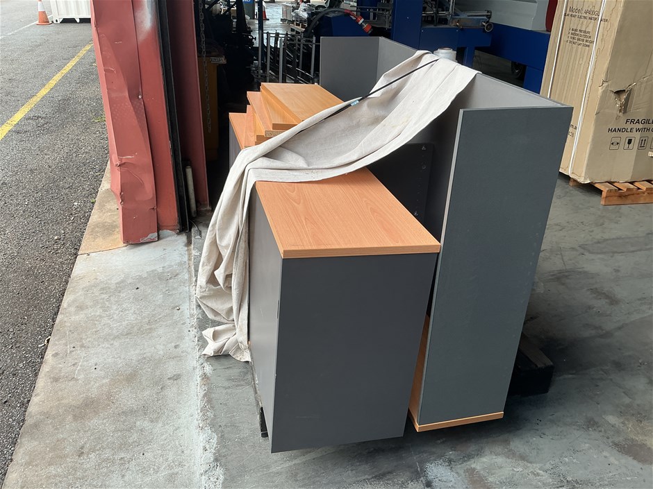 <p>Bookshelf & Cupboard</p>