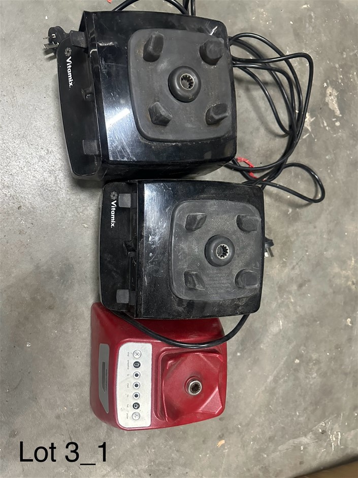 Vitamic and Blendtec Blenders