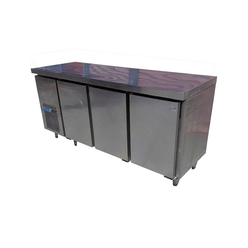 3 DOOR UNDER BAR FRIDGE WITH SELF ADJUSTABLE STORAGE SHELVES