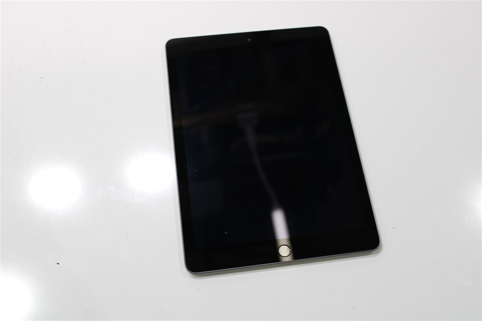 APPLE IPAD 5TH GEN A1822