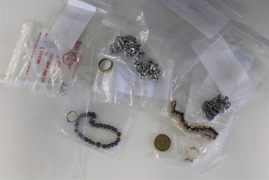 Assorted Jewellery