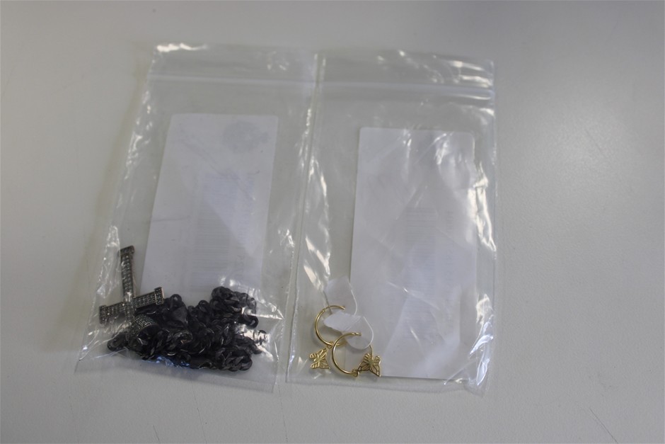 Assorted Jewellery - Tarnished Chain with Cross and Earrings